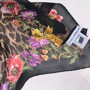 Small Silk pouchette